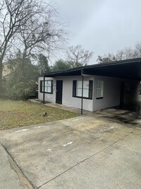 Building Photo - 4526 Fairview St