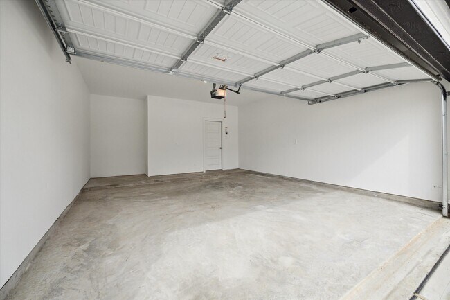 Building Photo - 12322 Brandenburg Gate Rd