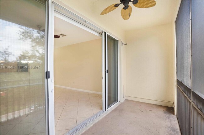 Building Photo - 2900 NW 125th Ave