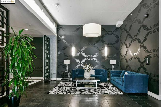 Building Photo - 1001 46th St