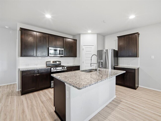 Building Photo - 60 Bent Trl Ln