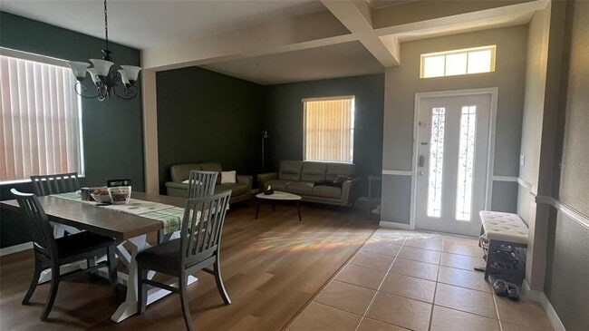 Building Photo - 9910 Moss Rose Way