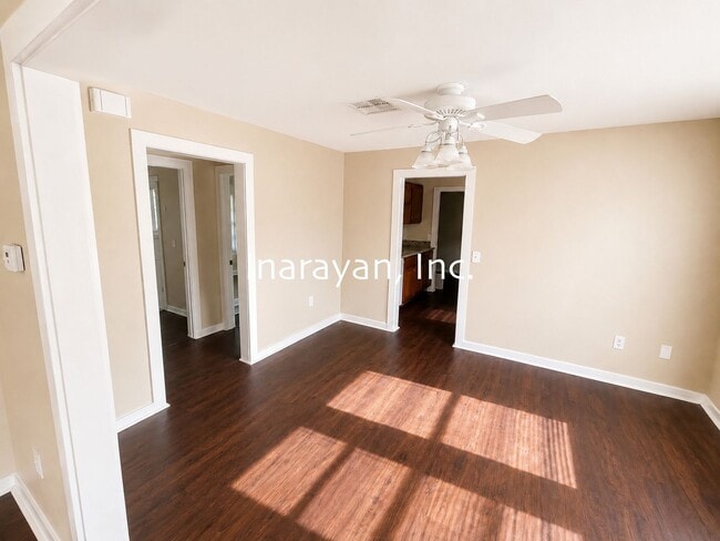 Building Photo - 821 Kaley Ave