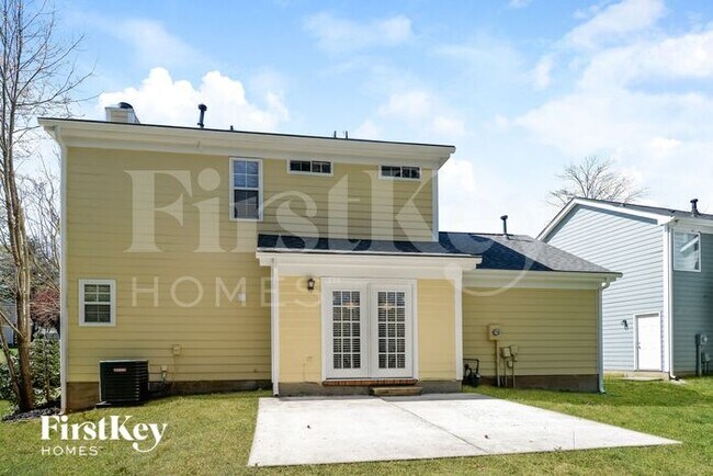 Building Photo - 8947 Chesham Dr