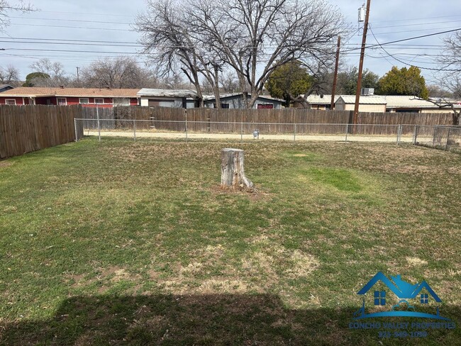 Building Photo - For Rent - 2 Bed/ 1 Bath in Arons Glen Addition