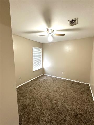 Building Photo - 822 Savage Dr