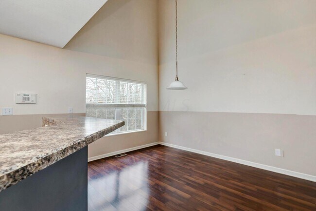 Building Photo - 6479 Walnut Fork Dr