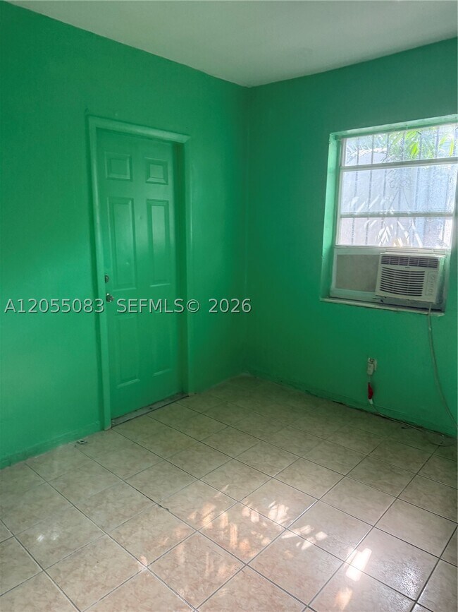 Building Photo - 1757 NW 47th St