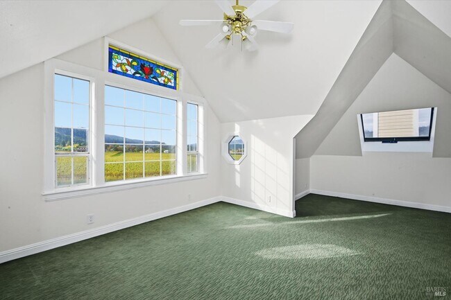 Building Photo - 1395 Grove Ct