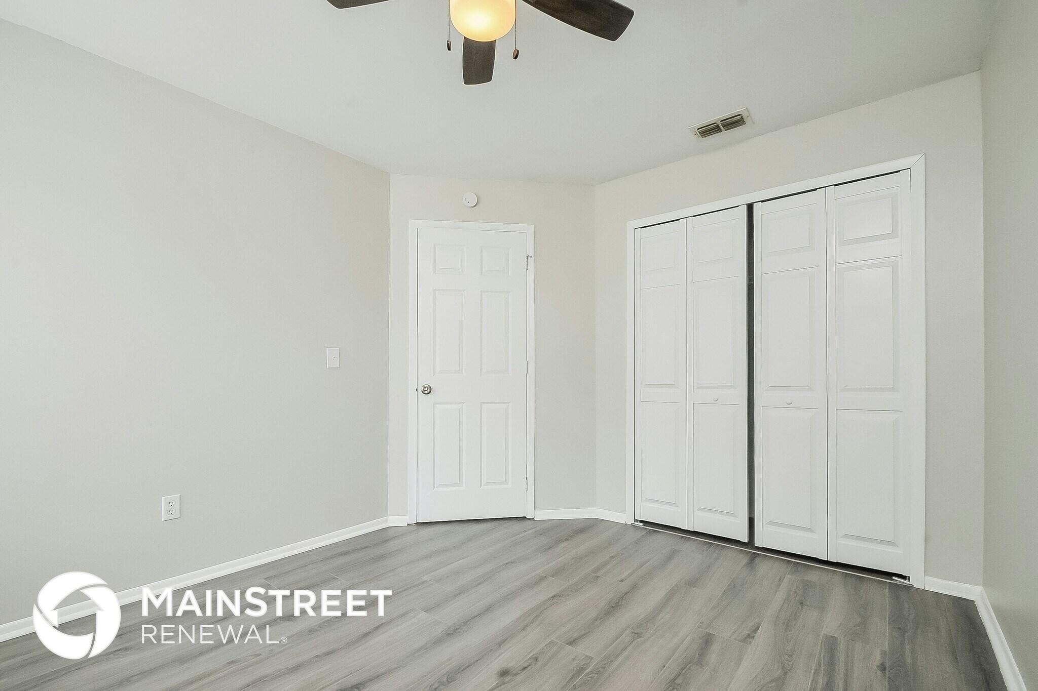 Building Photo - 3217 Thackeray Wy