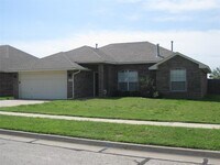 Building Photo - 1118 Barbary Dr