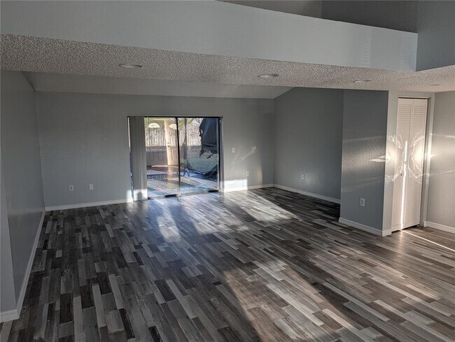 Building Photo - 5327 Baldock Ave