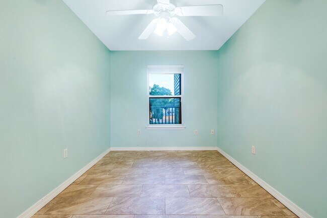 Building Photo - 1409 US-98