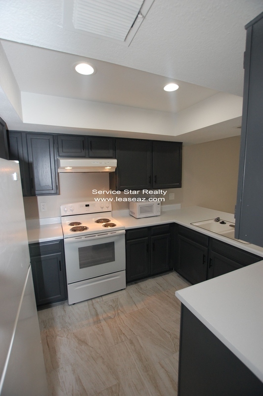 Building Photo - 5220 E Tamblo Dr