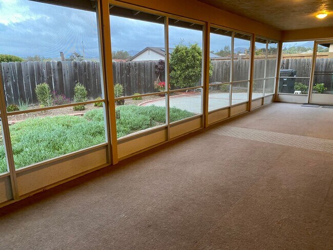 Building Photo - RB Senior 55+ Community 2 Bed +Huge bonus room 2 Baths House $3990