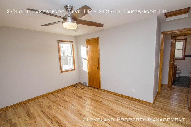 Building Photo - 2 bedroom in Euclid OH 44123