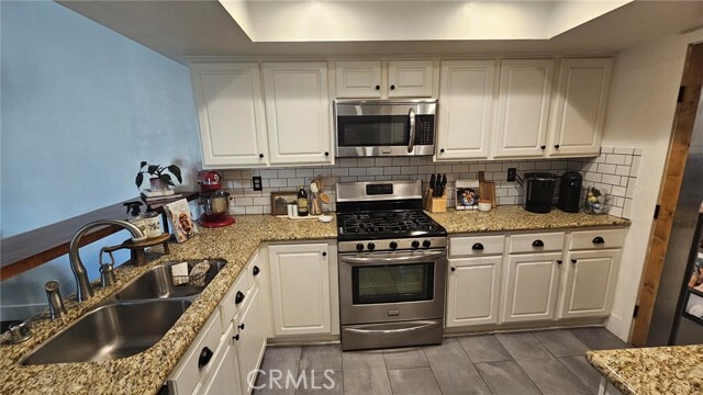 Building Photo - 2368 Carrotwood Dr