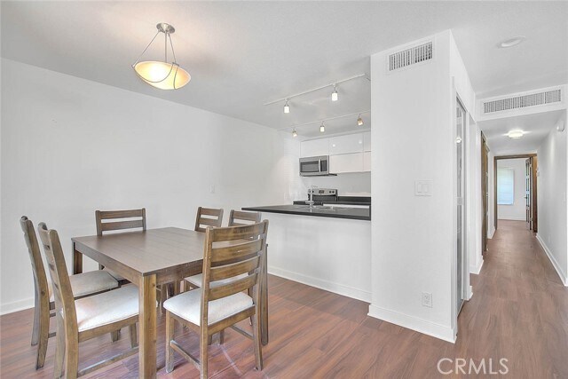 Building Photo - 35974 Lindera Ct