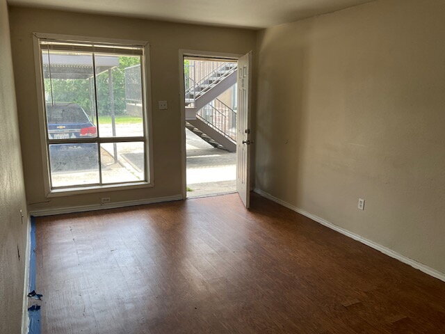 Building Photo - 806 McCauley Blvd