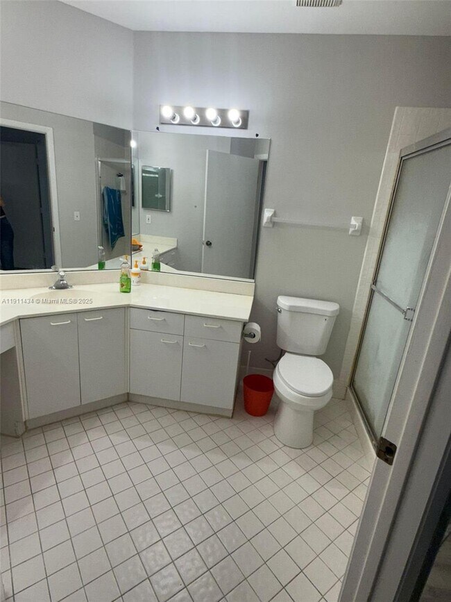 Building Photo - 5147 Europa Dr