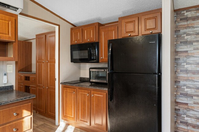 Building Photo - 720 Pritchett Ln