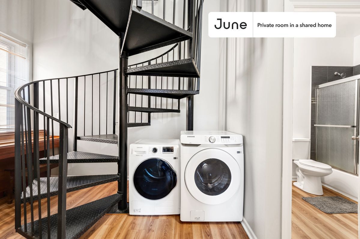 Building Photo - Room in Shared 4 bed/2 bath home