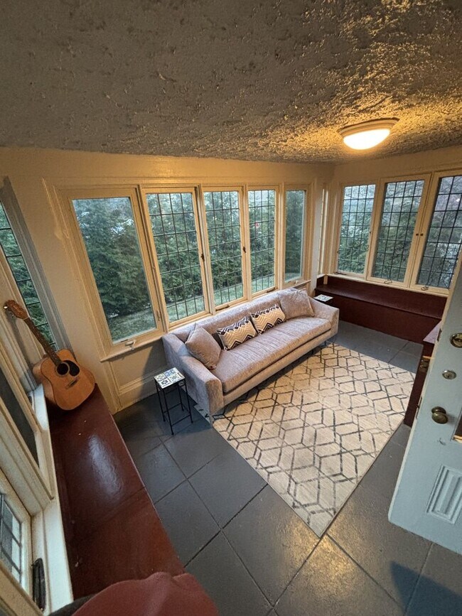 Building Photo - Elegant 3 Story Brick Corner Property Now Available