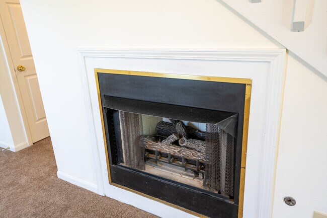 Building Photo - 3504-3506 Delmar Ct.