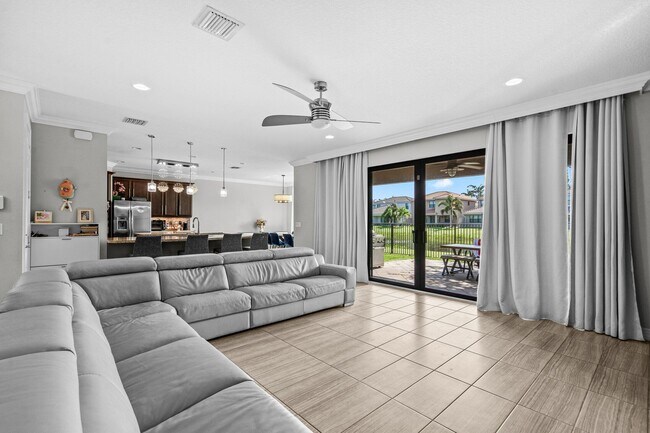 Building Photo - 14543 White Jade Terrace