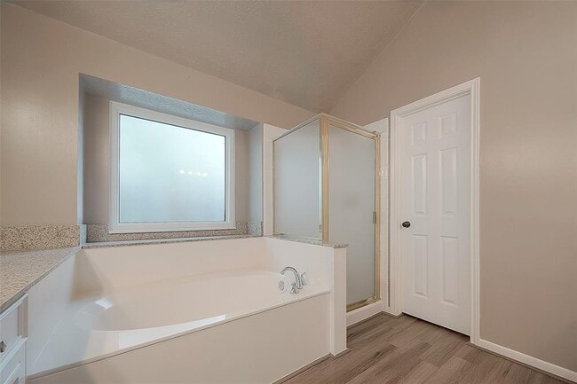 Building Photo - 3118 Watercastle Ct