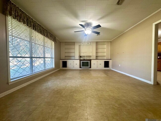 Building Photo - 43063 Black Bayou Rd