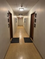 Building Photo - 1032 N Washington Ave