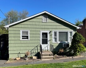 Building Photo - 49 Homeside Ave
