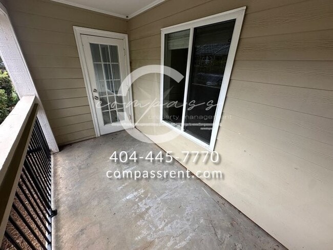Building Photo - 592 Emory Oaks Way