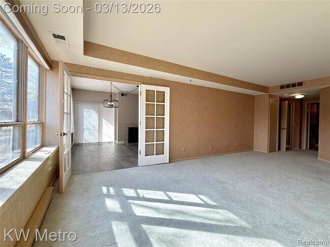 Building Photo - 875 GreenView Ct