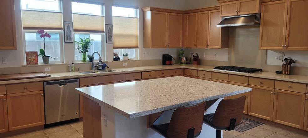 Building Photo - 2970 Garnet Way