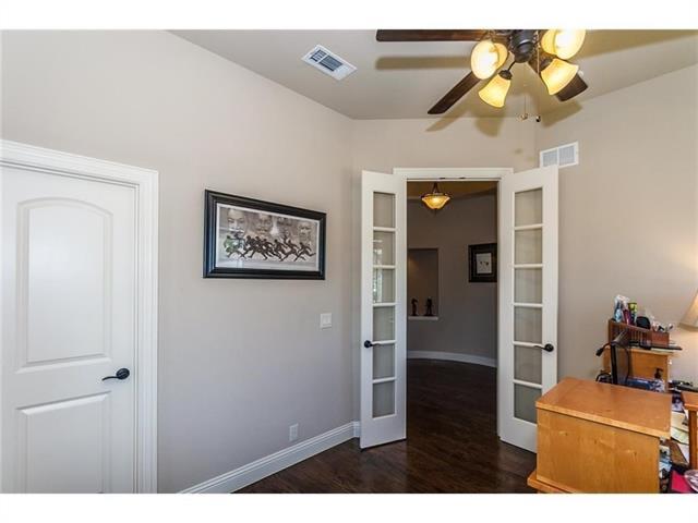 Building Photo - 961 Crystal Falls Dr