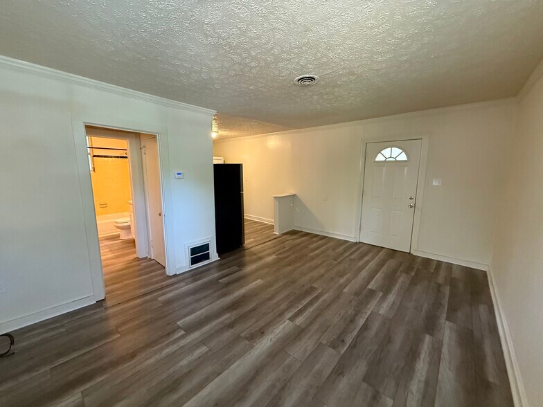 Building Photo - 1 Jefferson Pl