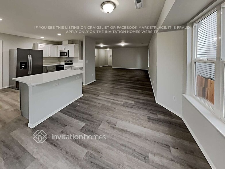 Building Photo - 10321 192nd St Ct E