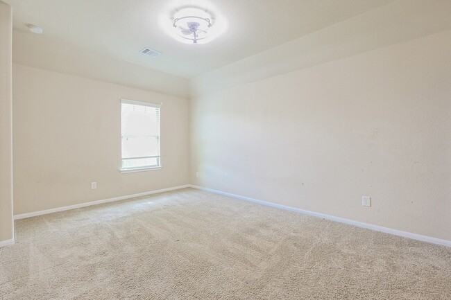 Building Photo - 7518 Profit Pine Ln