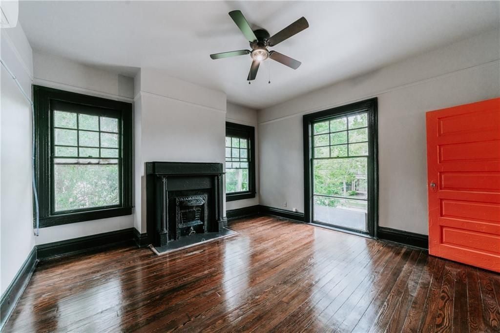 Building Photo - 207 Michigan Ave