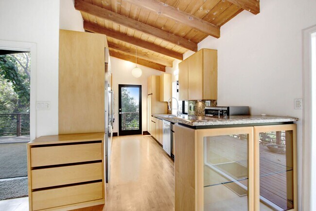 Building Photo - Pasadena Paradise! Mid Century Modern Home with Huge Deck and Hillside Views