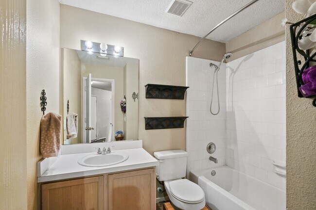 Building Photo - 17538 S Summit Canyon Dr