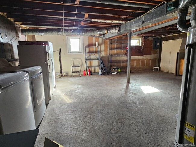 Building Photo - 3 Glenbrook Rd