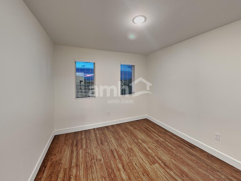 Building Photo - 4267 Crestone Peak St