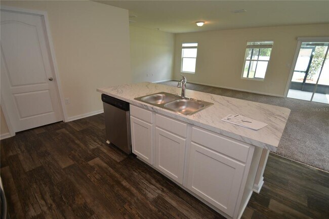 Building Photo - 699 Grand Reserve Dr