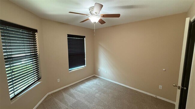 Building Photo - 17429 Bridgefarmer Blvd