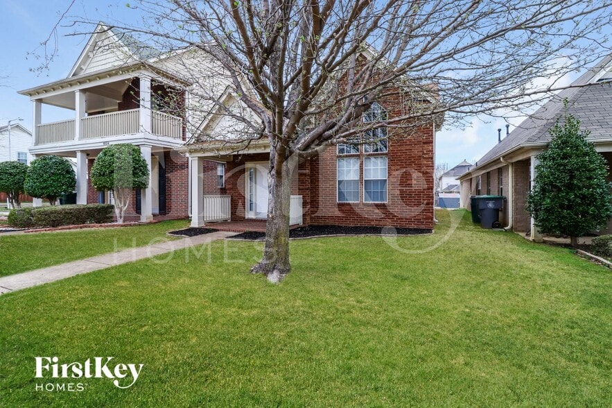 Building Photo - 8558 Shady Elm Dr