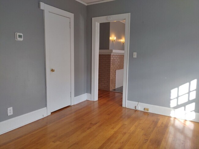 Building Photo - 1364 Carnegie Ave