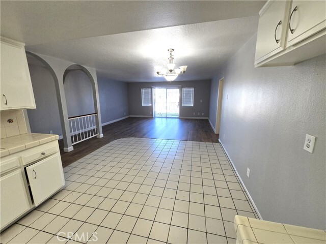 Building Photo - 1311 S Grand Ave